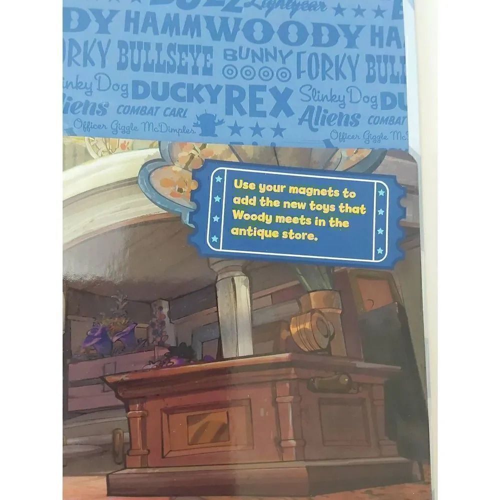 Toy Story 4 Magnetic Fun play book - Picture 3 of 4